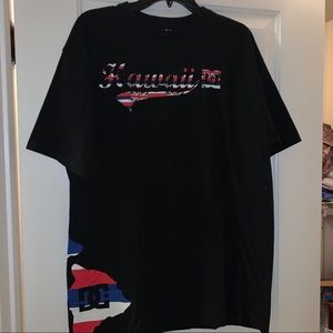 NWOT DC Hawaii Men’s Tee